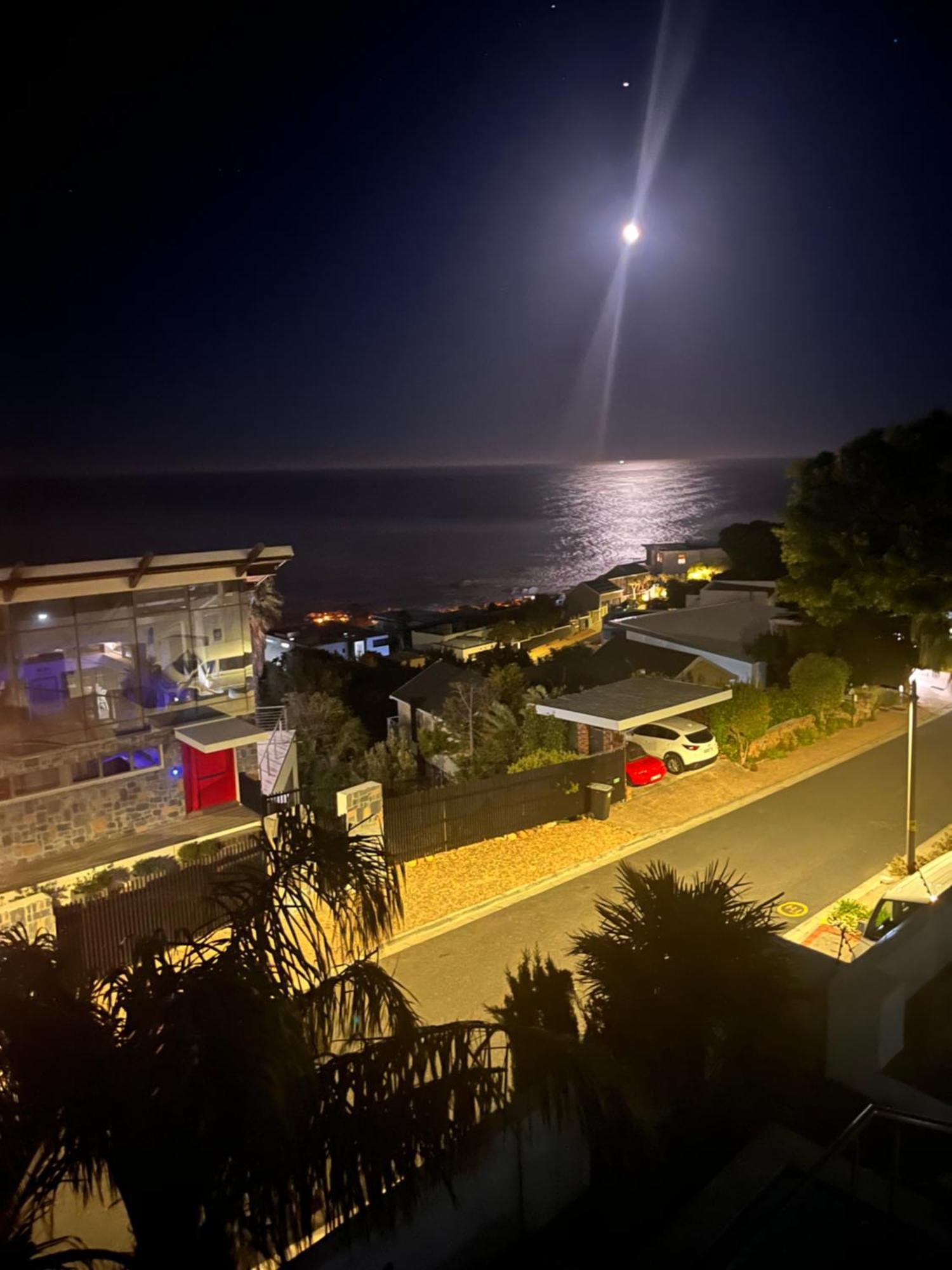 Apartment With Sea View Cape Town Exterior photo